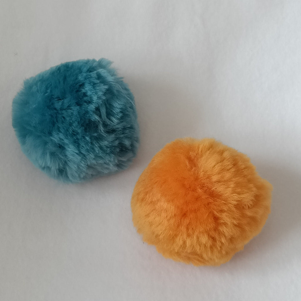 Merino Sheepskin Dog Ball: Natural pet toy, Baseball Pattern, Training reward toy for puppy