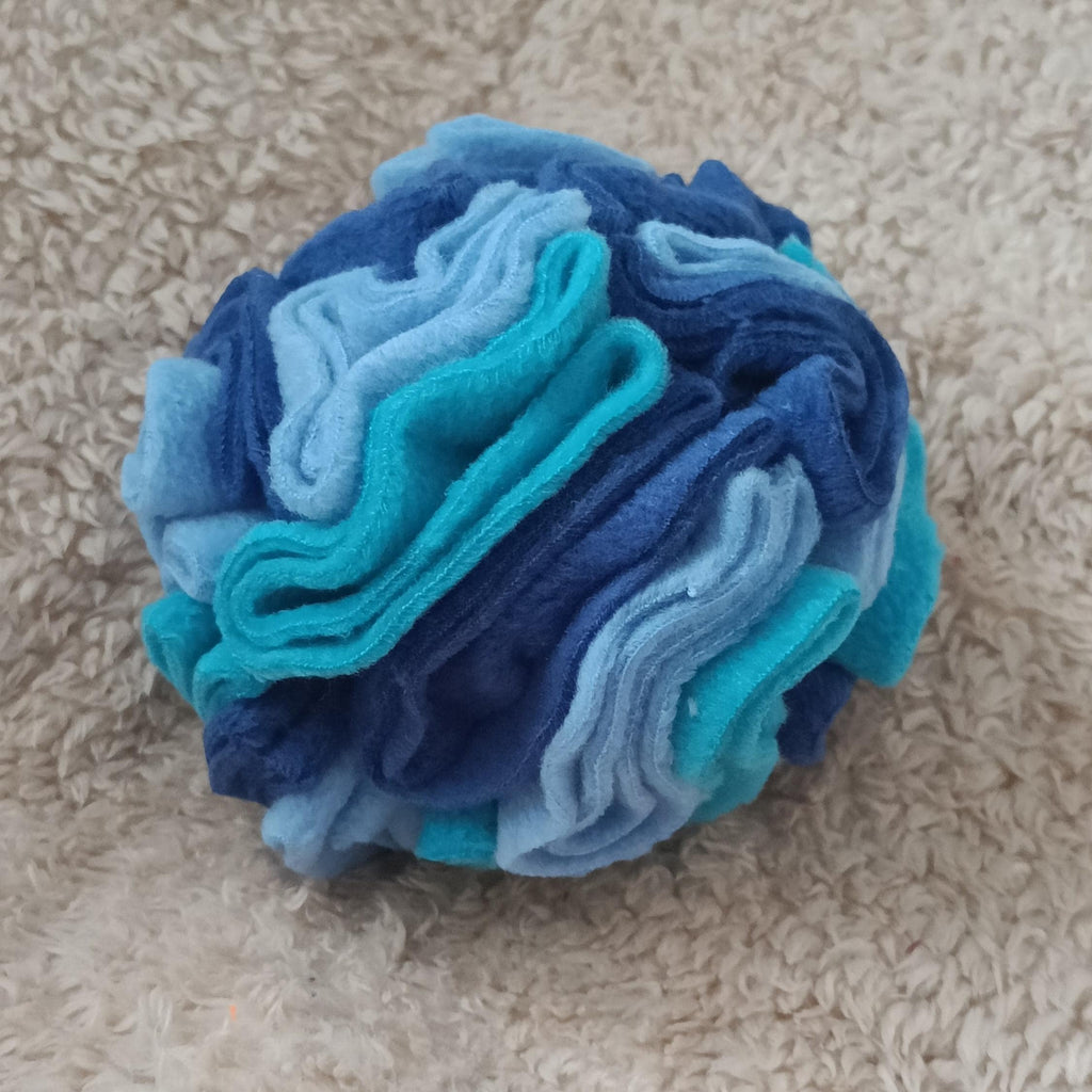 Snuffle Ball for Dogs, fleece pet toy, treat dispenser, star ball