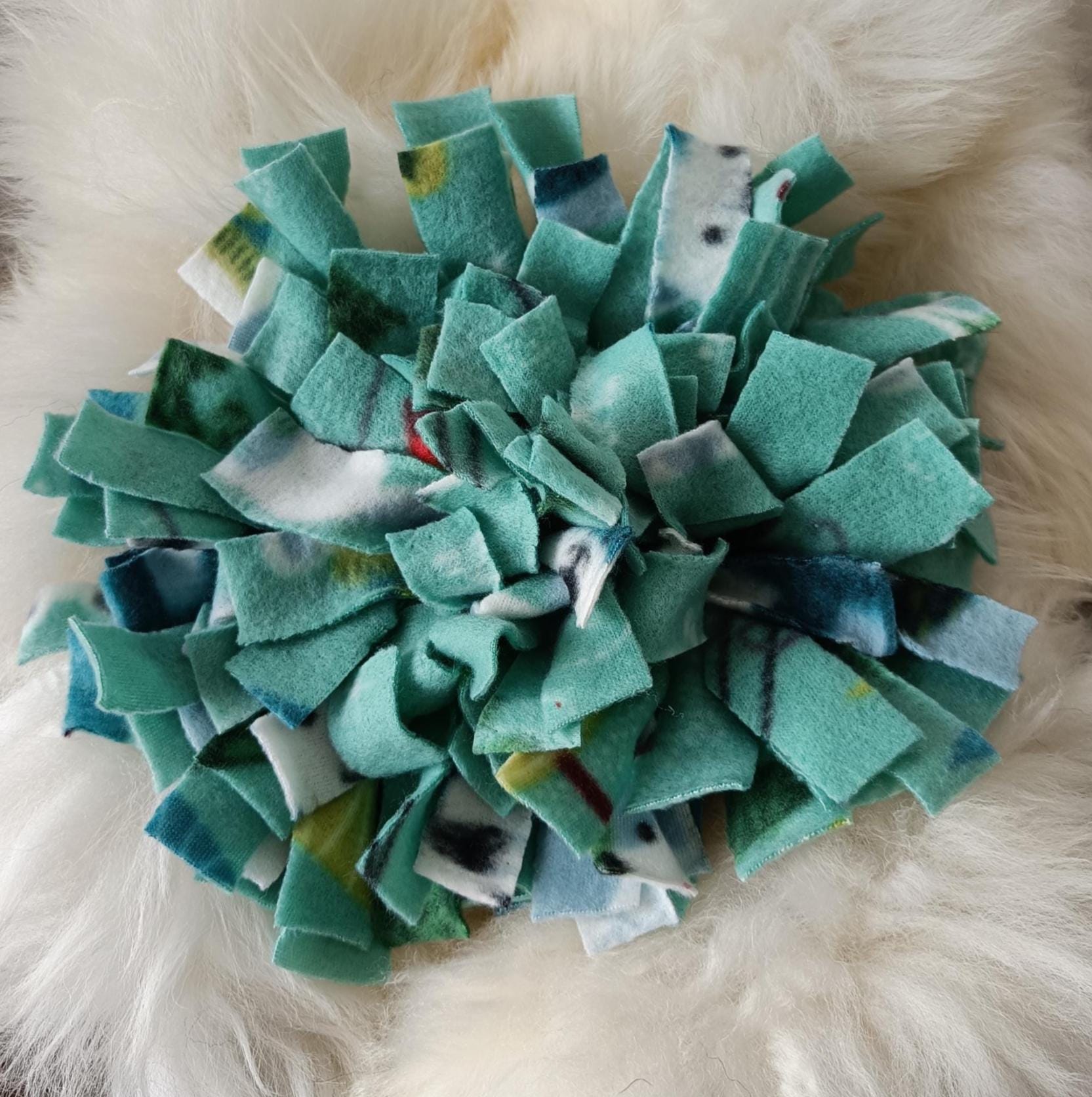 Fleece Snuffle Mat for small pets, Nose Work Toy