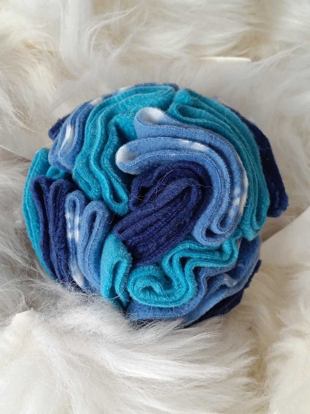 Snuffle Ball for Dogs, fleece pet toy, treat dispenser, star ball