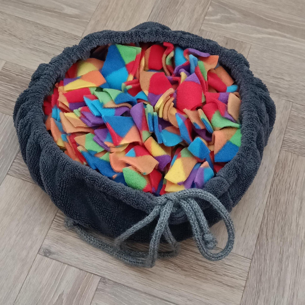 Washable treat dispenser, Slow feeder for dogs, food bowl