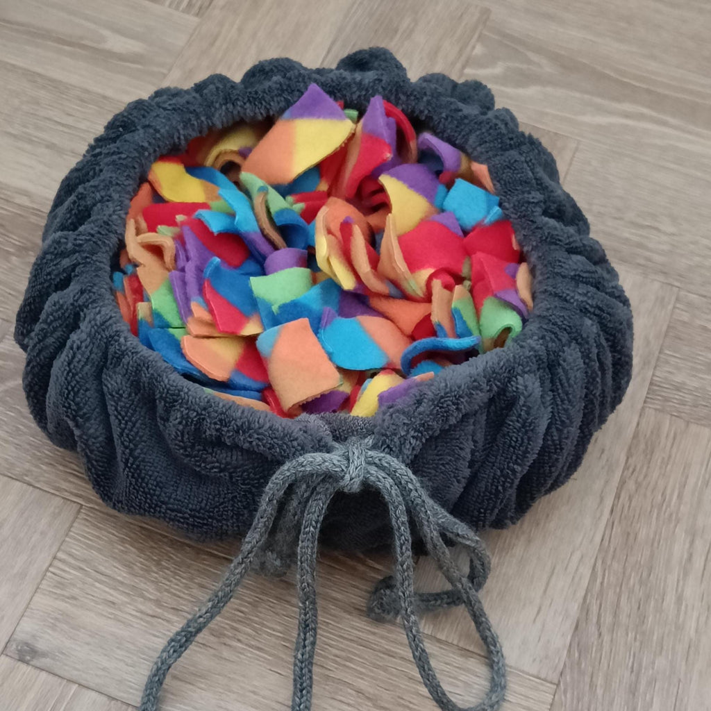 Washable treat dispenser, Slow feeder for dogs, food bowl