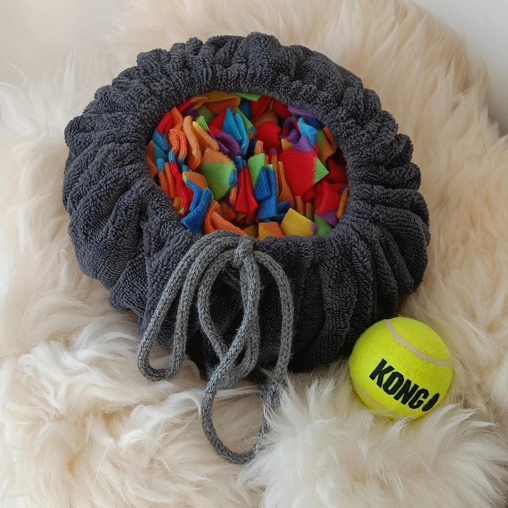 Washable treat dispenser, Slow feeder for dogs, food bowl