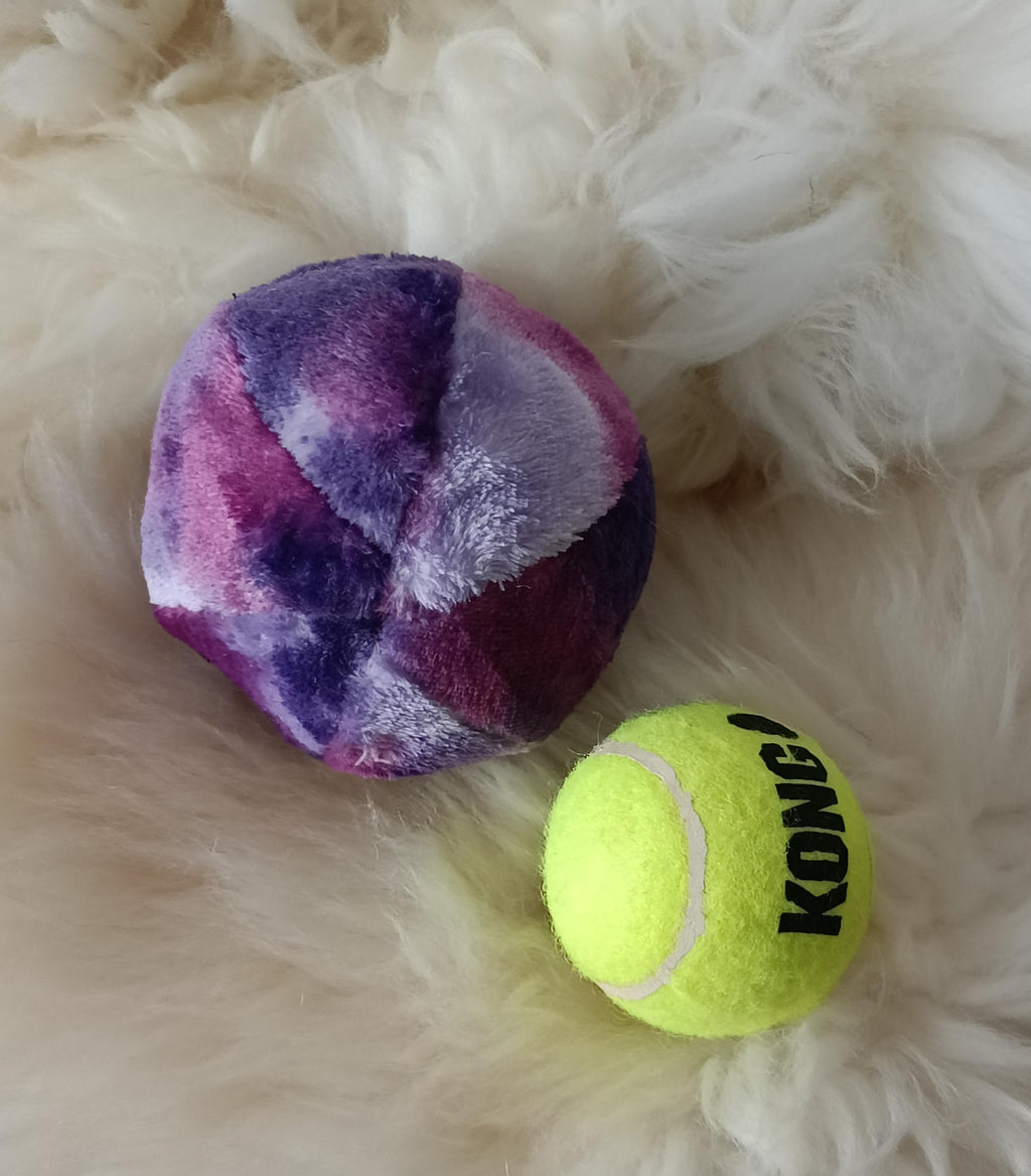 Plush Fleece Dog Ball Toy with Sheepskin Filling – Squeaker Option Available