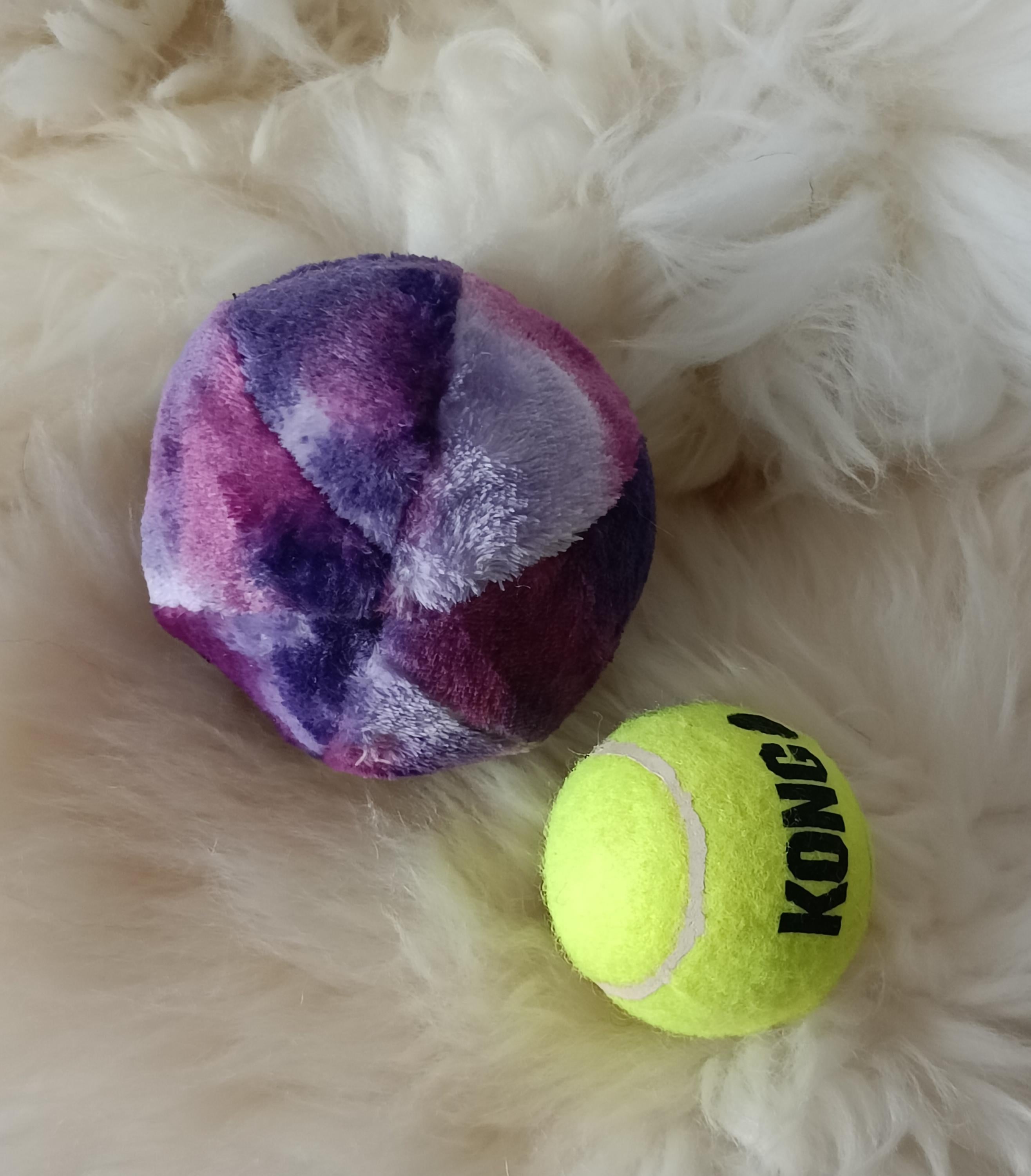 Plush Fleece Dog Ball Toy with Sheepskin Filling – Squeaker Option Available
