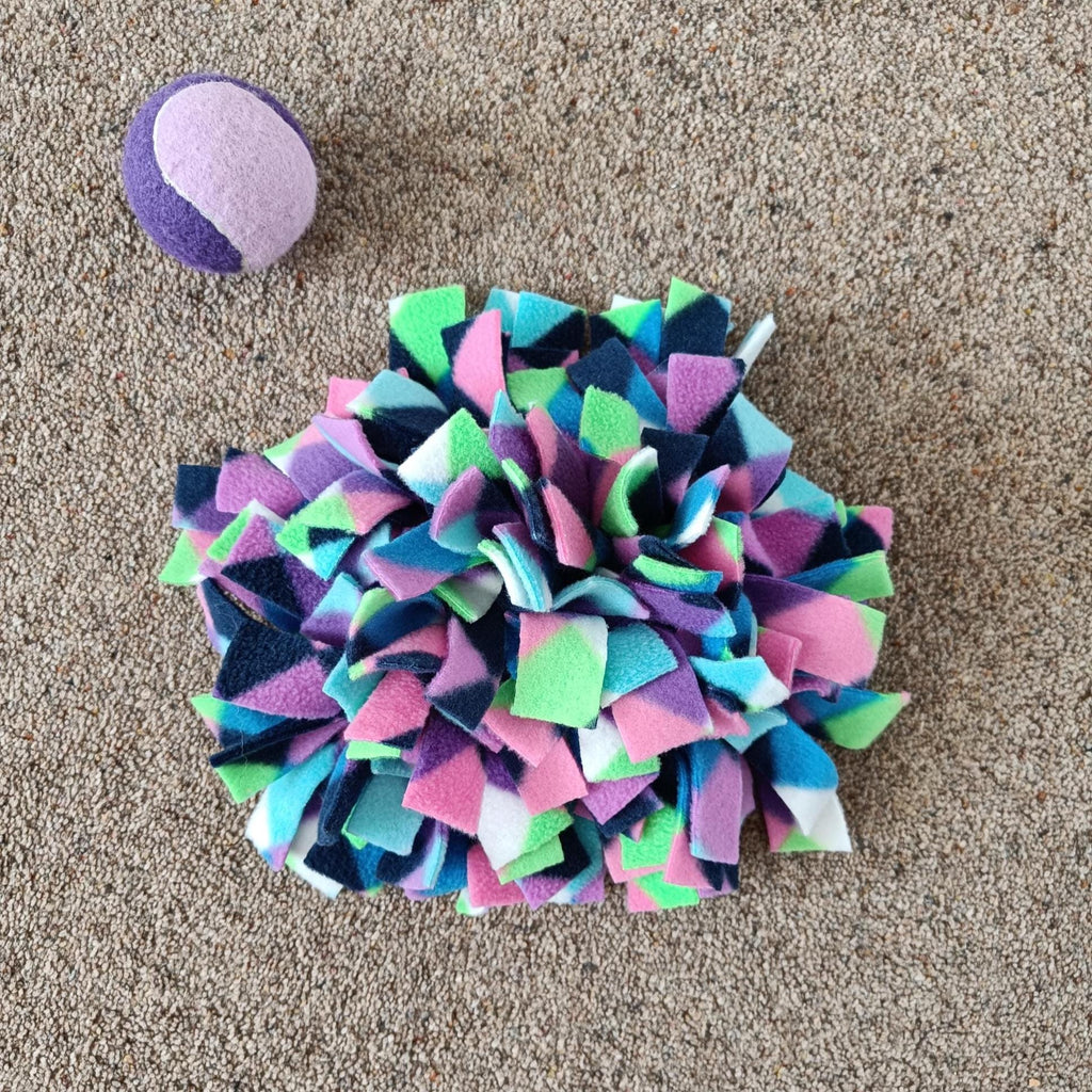 Snuffle mat for small pet, treat dispenser, foraging, sniffing, finding snacks, dog toy